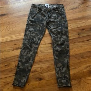 Camp pants